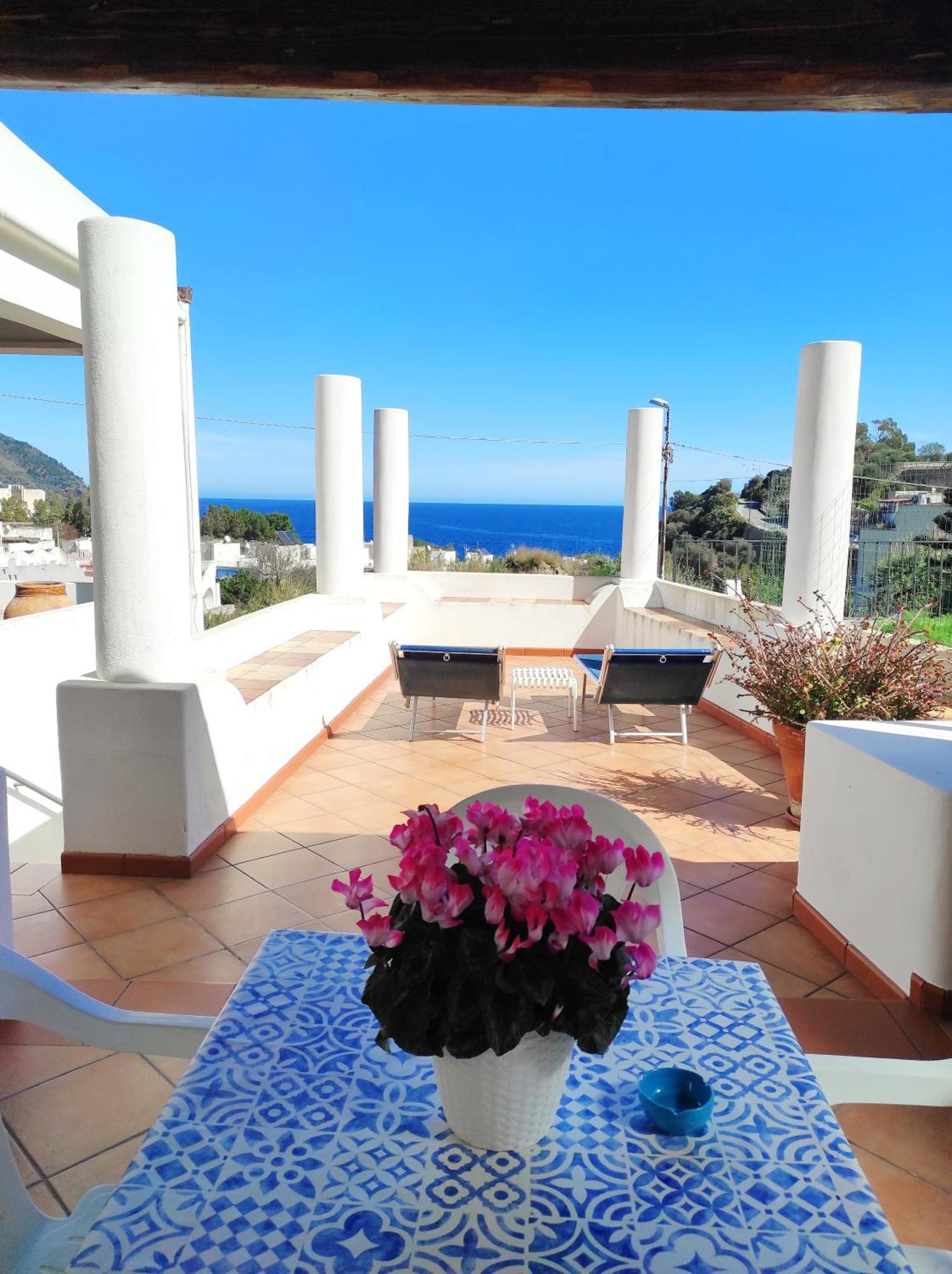 Holiday Home Mennulita Λίπαρι Εξωτερικό φωτογραφία