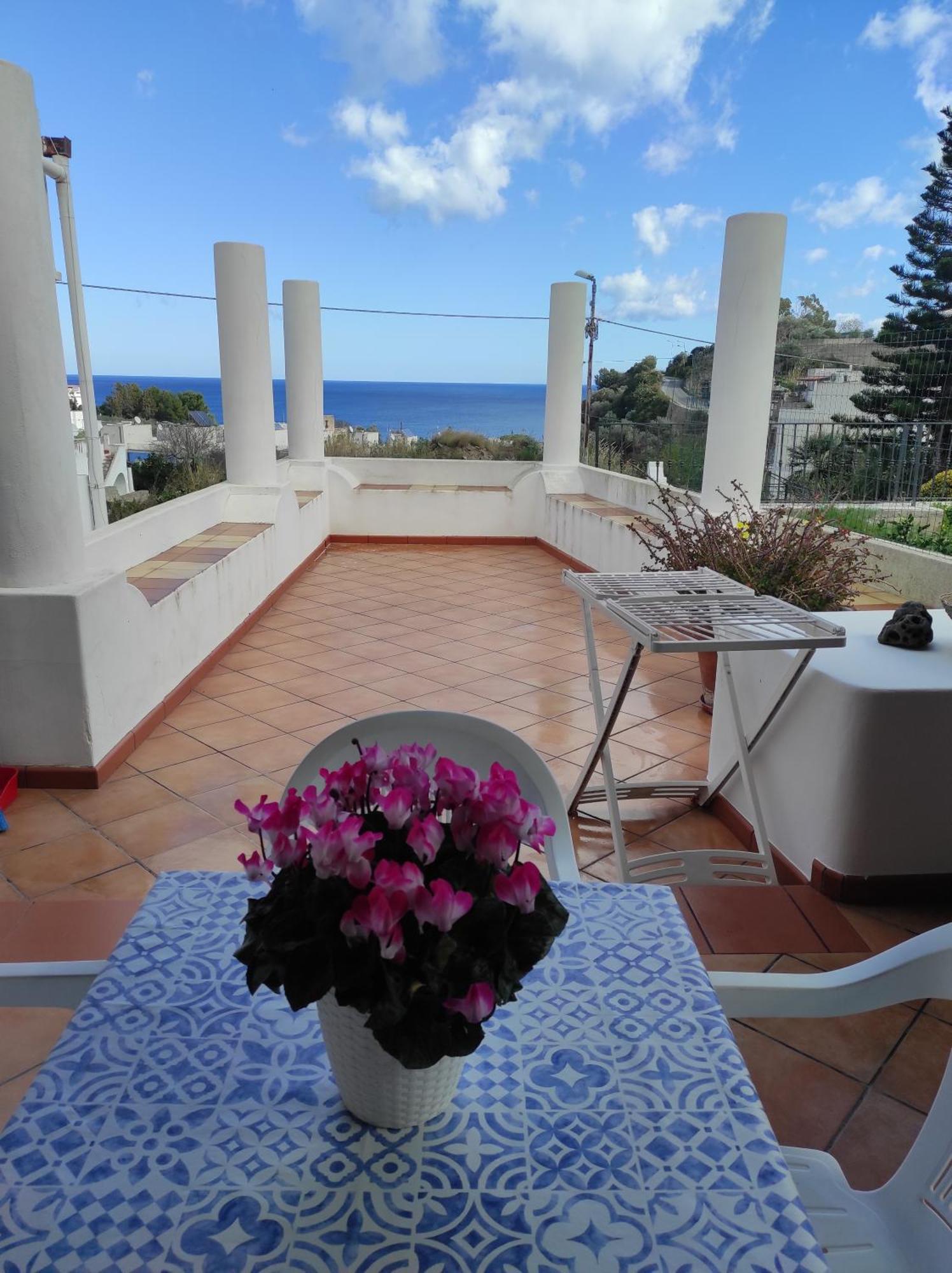 Holiday Home Mennulita Λίπαρι Εξωτερικό φωτογραφία
