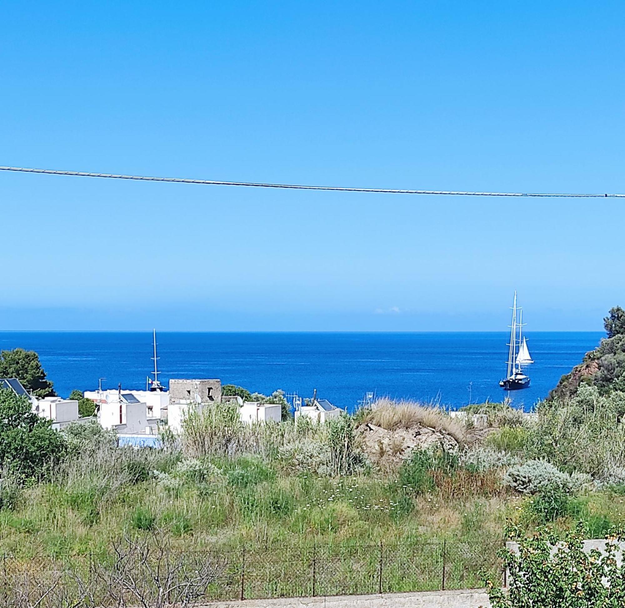 Holiday Home Mennulita Λίπαρι Δωμάτιο φωτογραφία