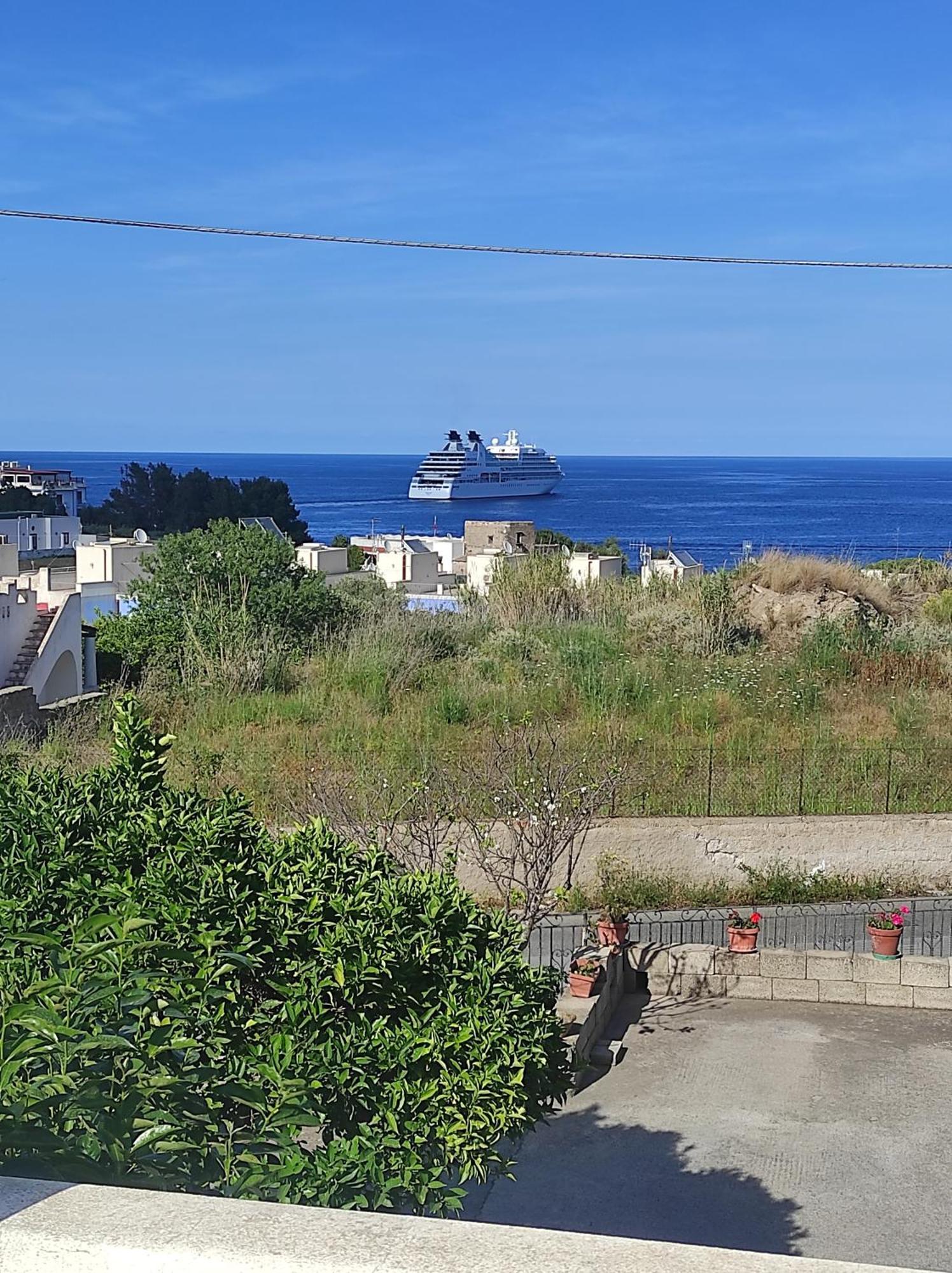 Holiday Home Mennulita Λίπαρι Εξωτερικό φωτογραφία