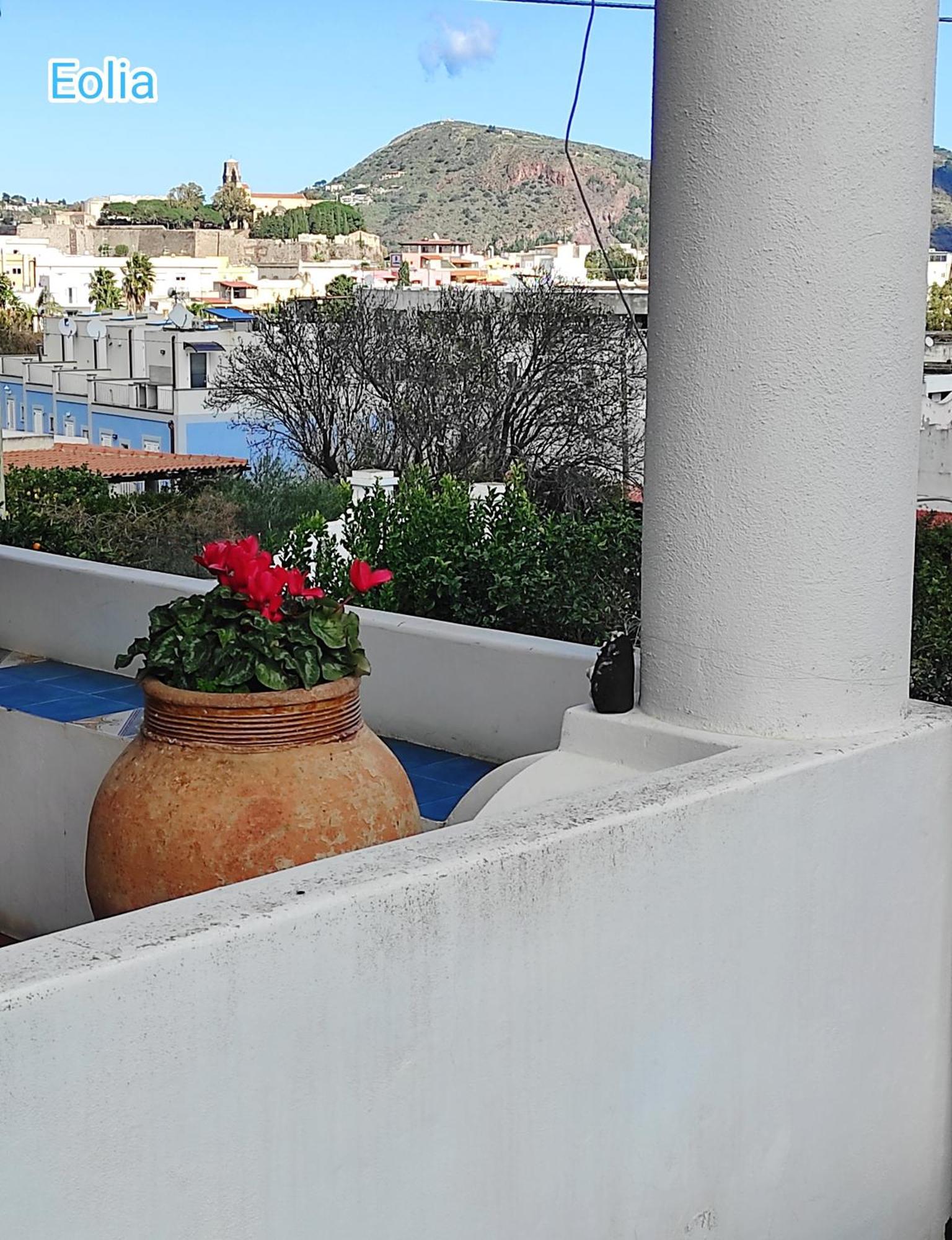 Holiday Home Mennulita Λίπαρι Εξωτερικό φωτογραφία